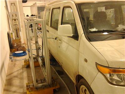 汽車側(cè)滑門耐久試驗(yàn)臺